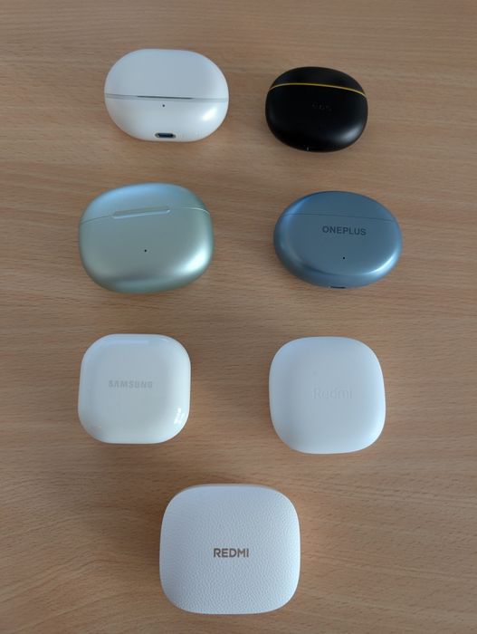 Casti ieftine, folosite de 2-3 ori pentru recenzii