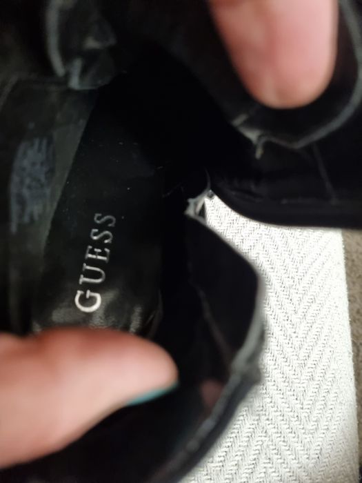 Оригинални боти Guess