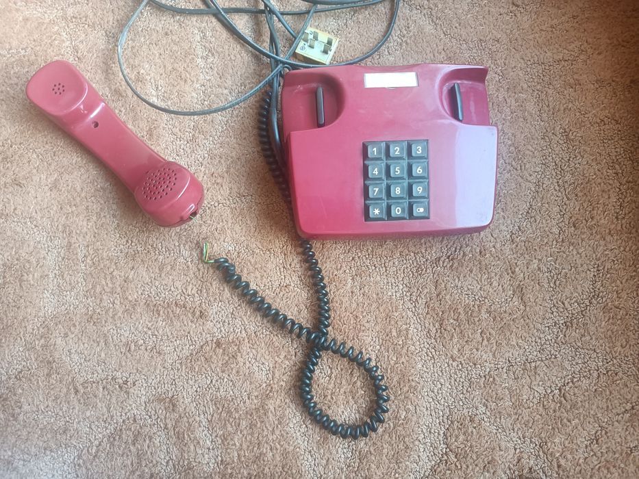 Телефон български