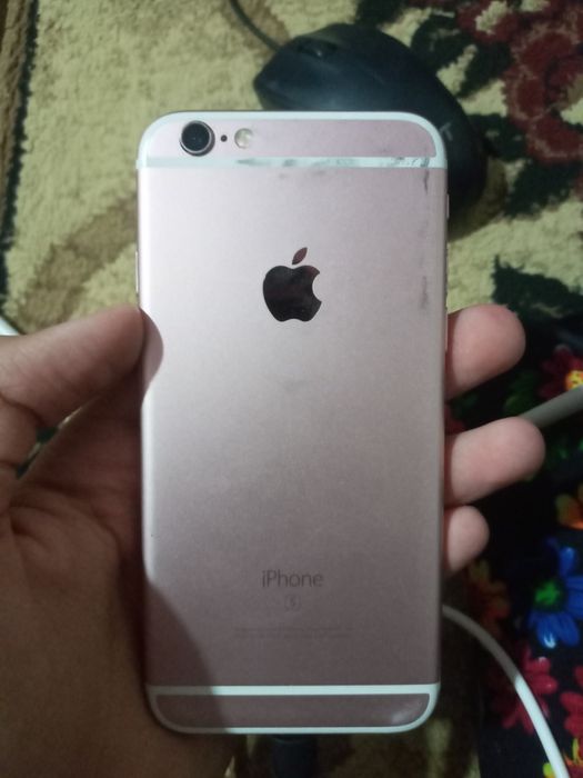 IPhone 6s srochni sotiladi pul kerak
