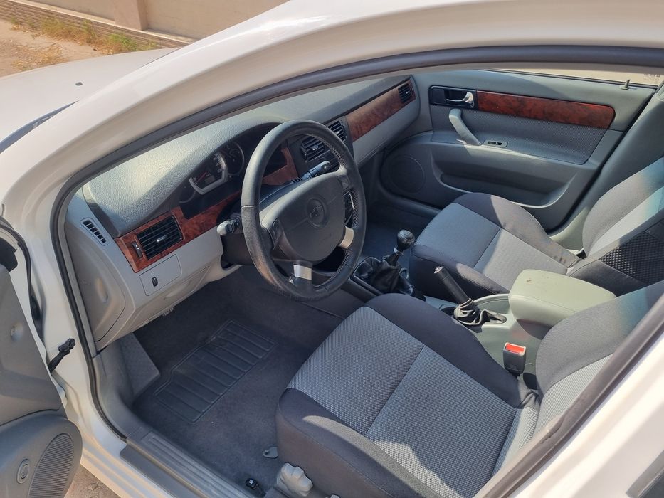 Lacetti 2009г.в 2-позиция.