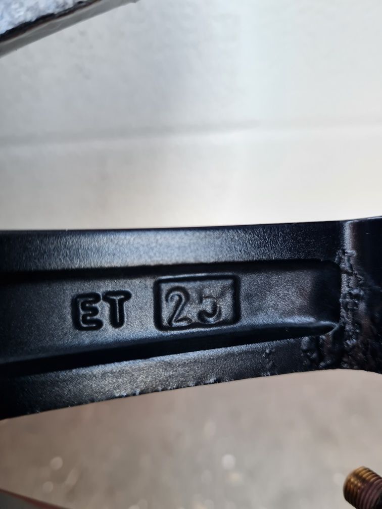 Джанти AUTEC за ПЕЖО СИТРОЕН PEUGEOT Citroen Ford R16 4x108 ET25 7J