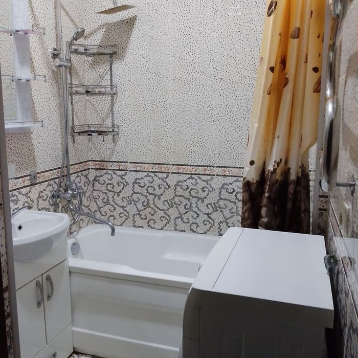 Срочна Продаётся Комфортная Квартира Чилонзор-20 ор-р бозорча 1/3/4