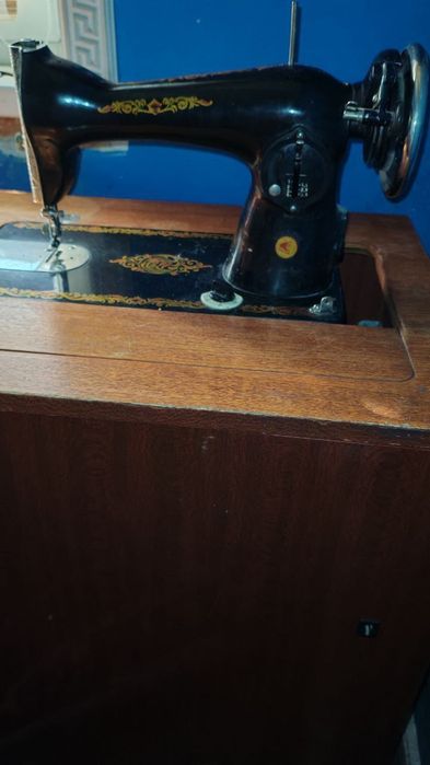 Швейная машина.  Sotiladi