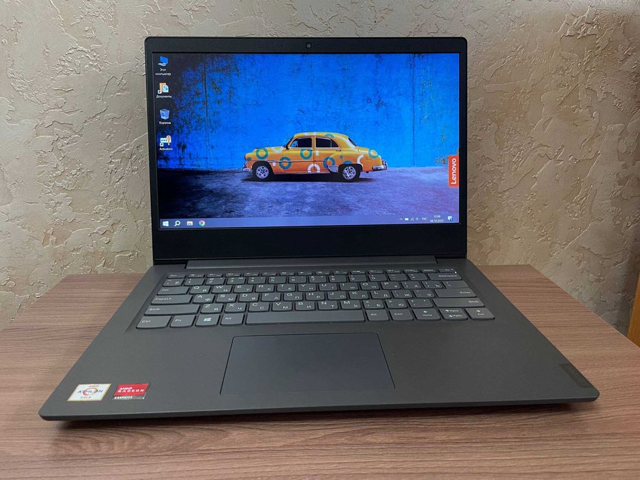 Lenovo V14-ada /Amd Athlon Gold 3150/8Gb Ram/128Gb ssd/Amd Graphics/
