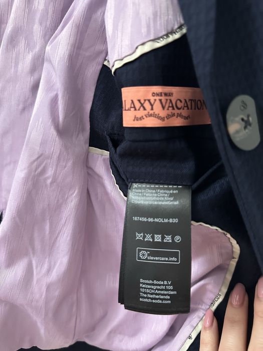 Scotch & Soda дамско вталено късо сако XS размер