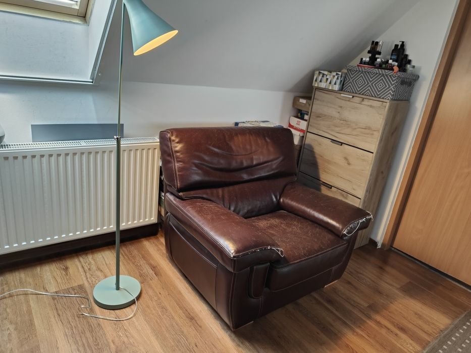 Fotoliu piele naturala masivă.