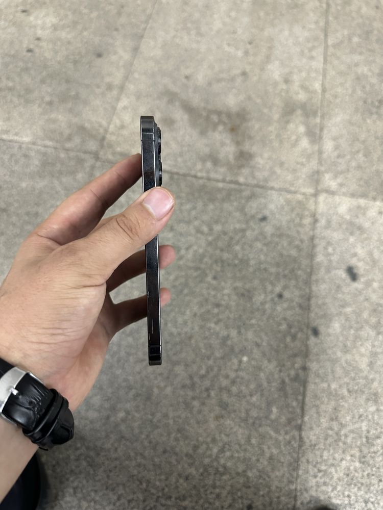 Iphone 13 pro 78foiz radnoy