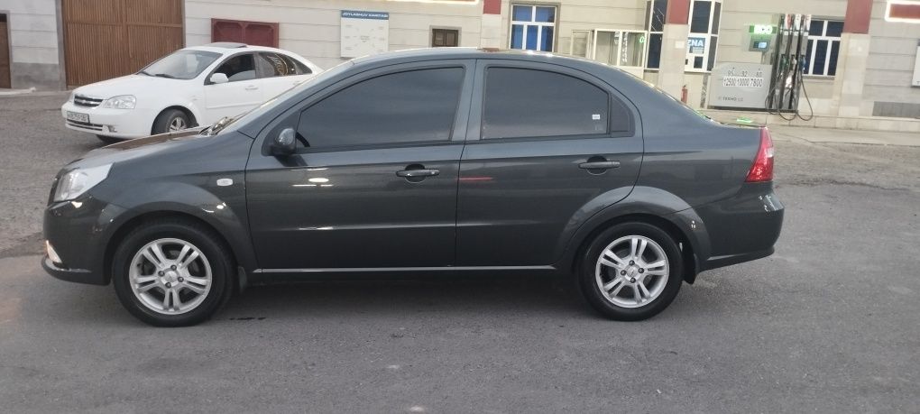 Chevrolet nexia 3