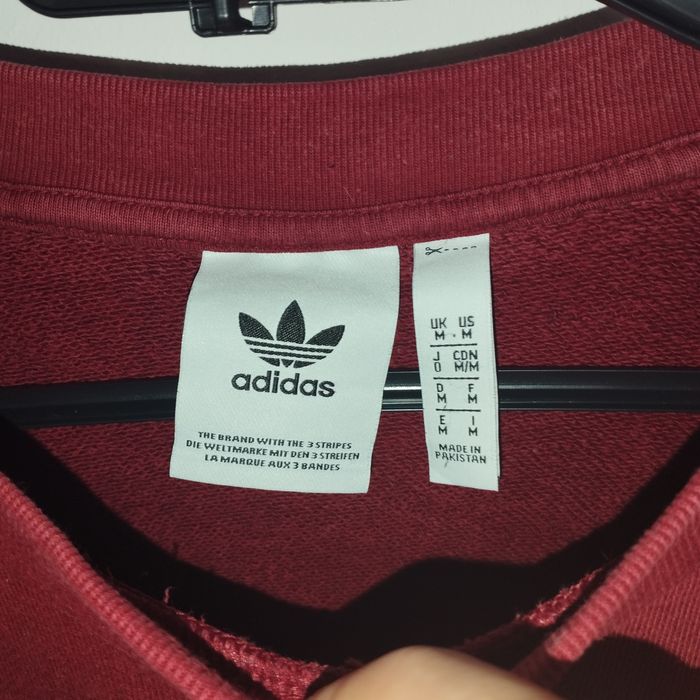 Pulover adidas .