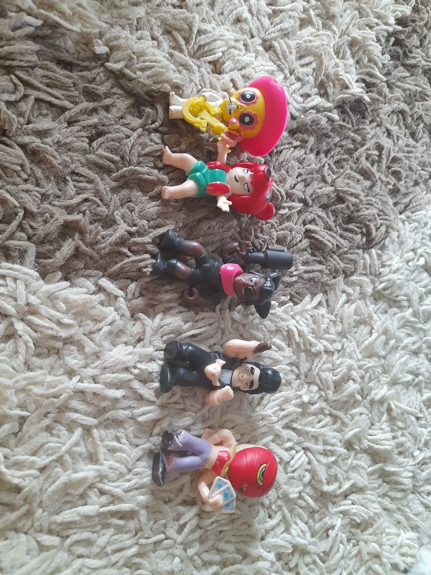 Vand figurine din jocul Brawl stars 8 ron buc