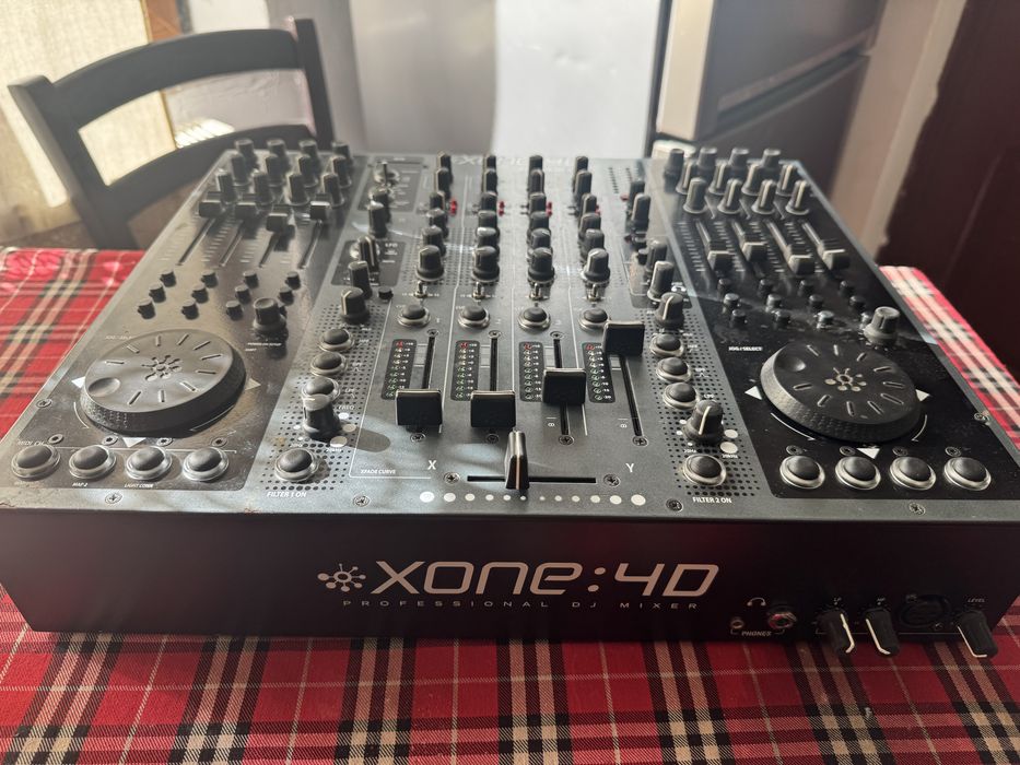 Allen&Heath Xone 4D