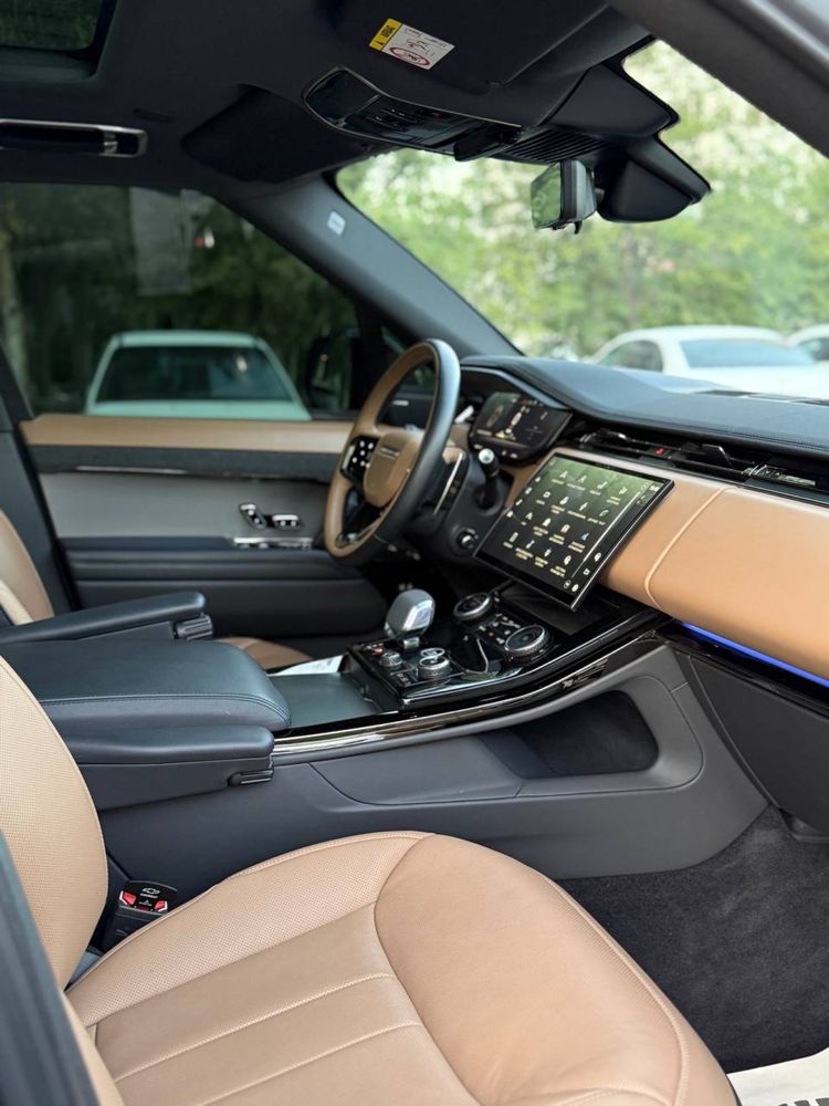 Range Rover P360 Autobiography (hybrid)