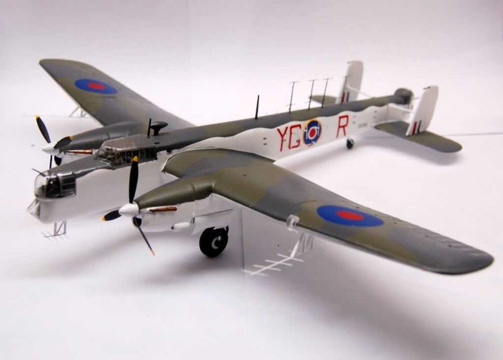 сборная модель самолёта AW-38 масштабе 1/72 Англия