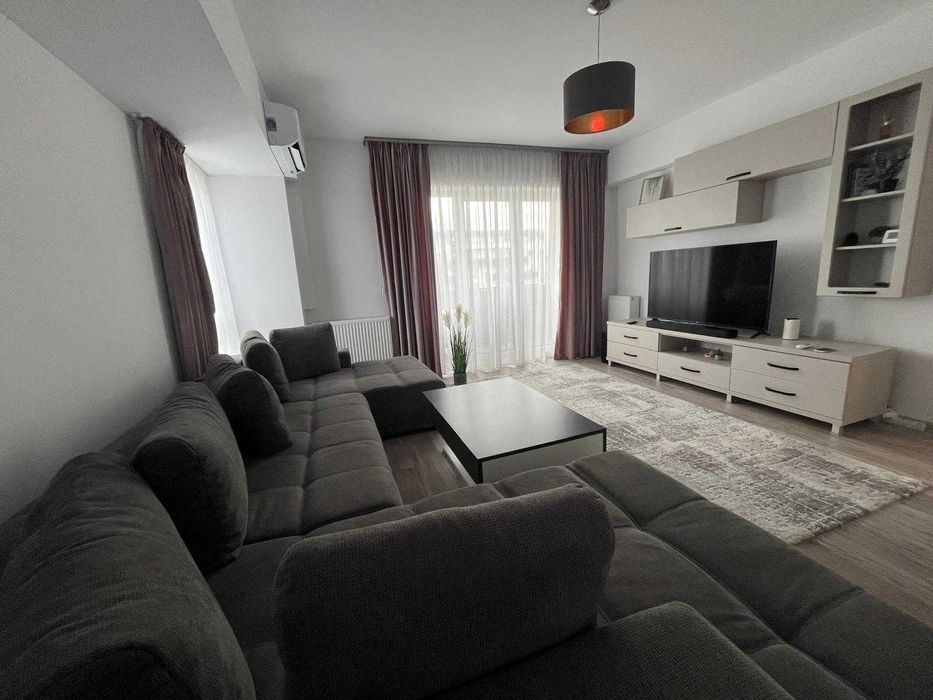 Pers fizică, vand ap cu 3 camere, complet mobilat, loc parcare și boxă