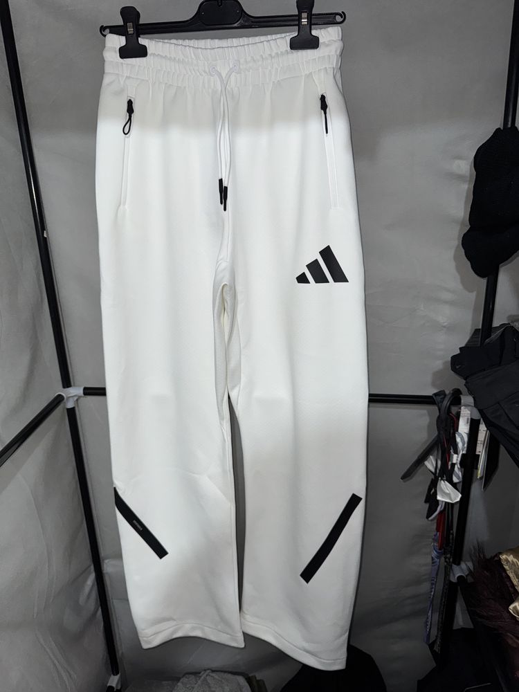 Pantaloni Adidas albi