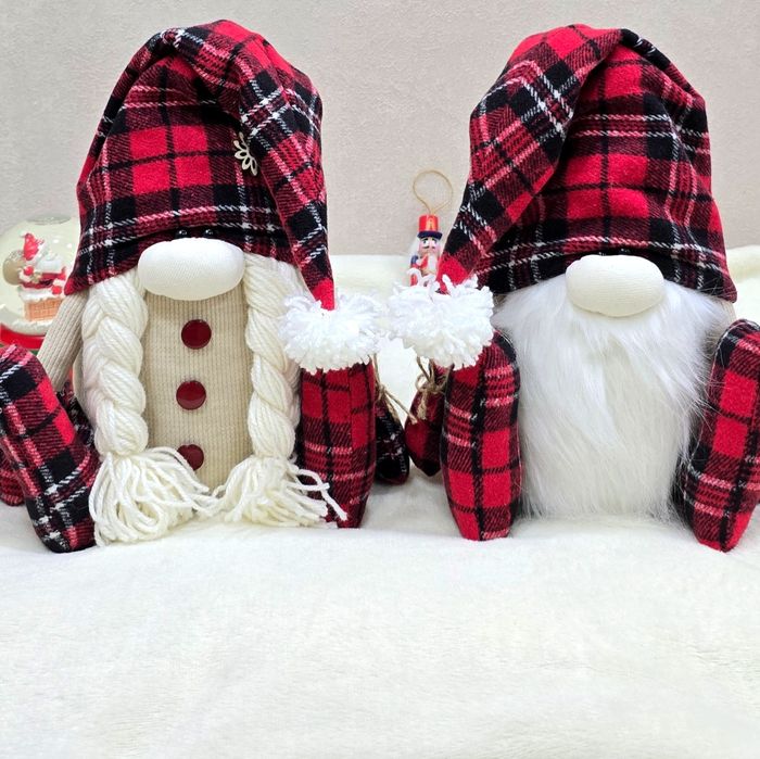 Скандинавские гномы 
Маленькие хранители уюта и счастья.
Приносят теп