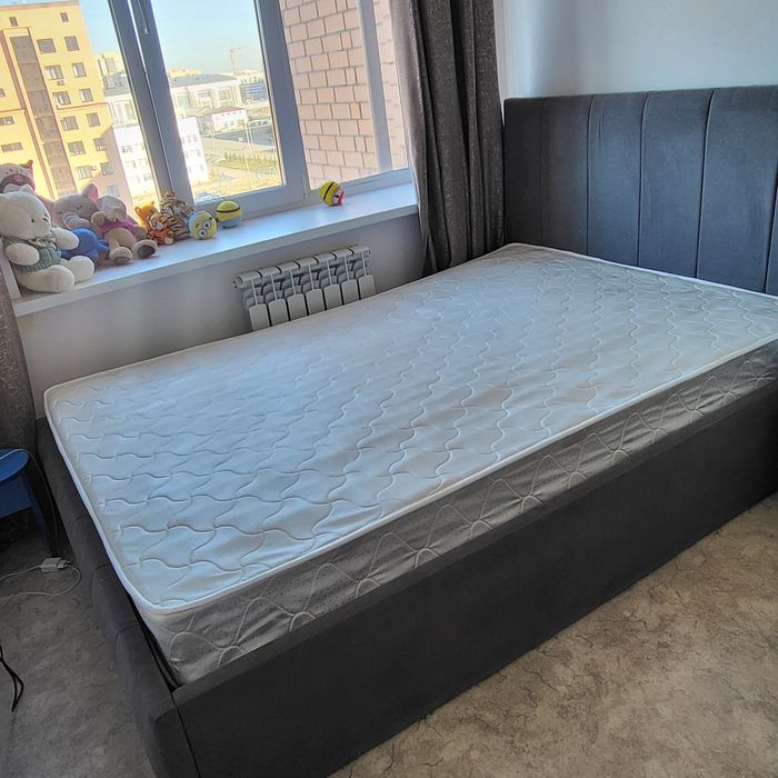 Продам кровать 140*200