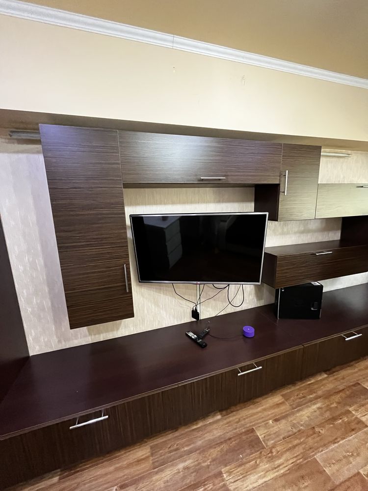 Продам настенные шкафы