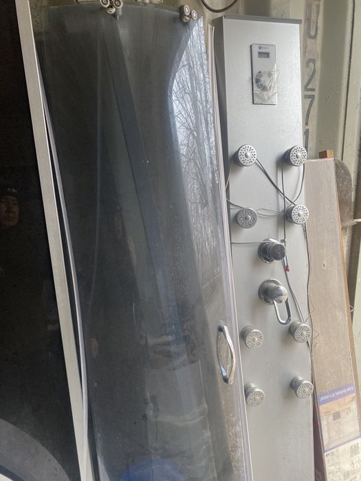 Продаю Душевую Кабину.