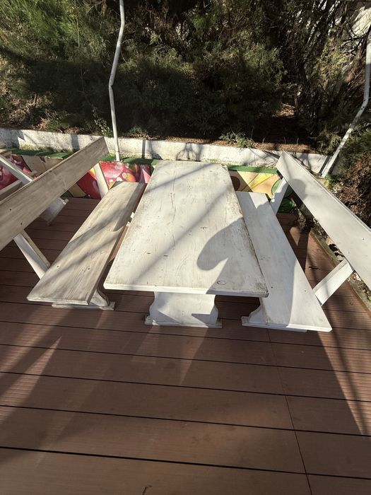 Маси с пейки подходящи за заведение