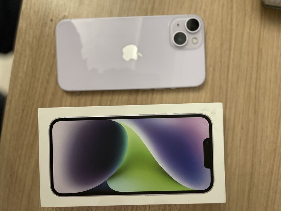 Продам Iphone 14