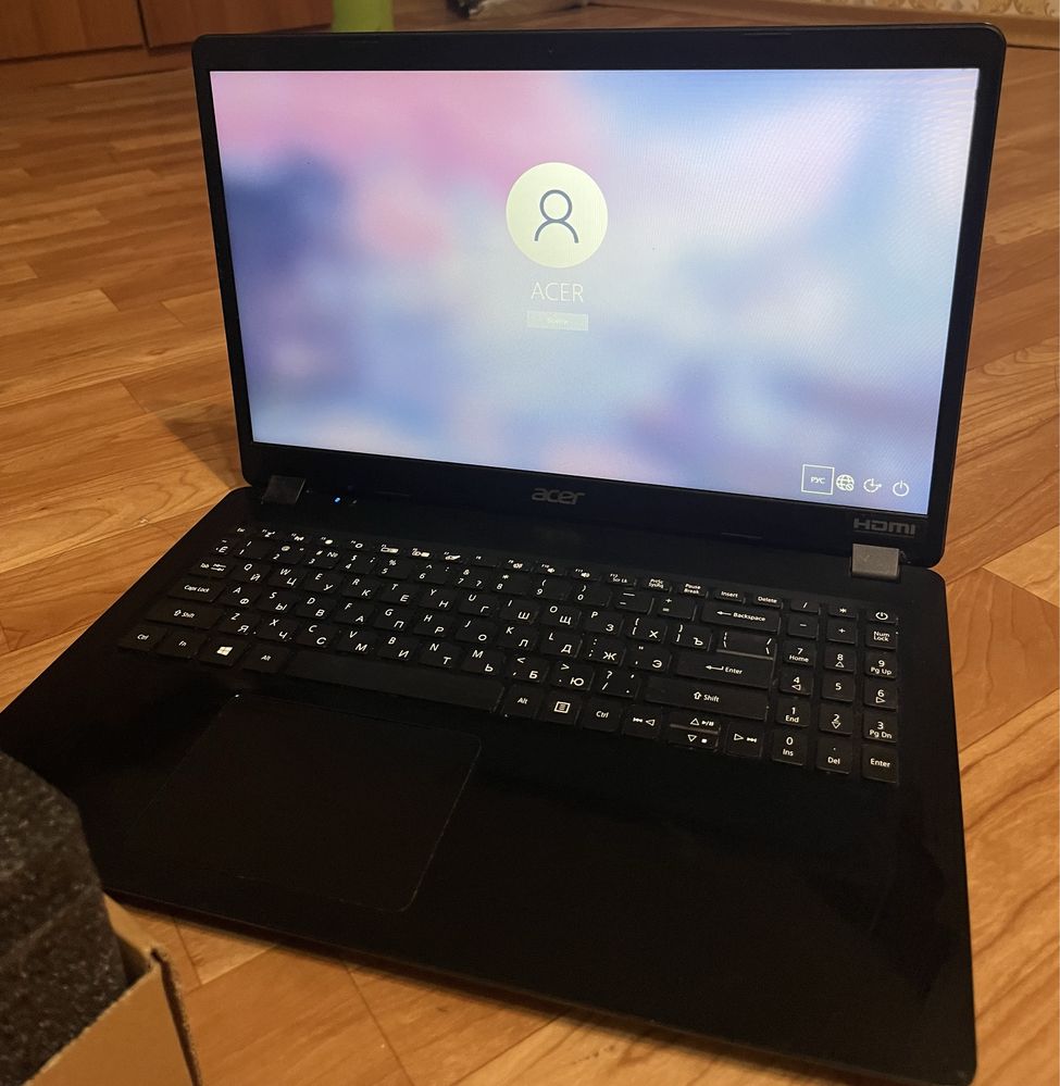 Продам ноутбук Acer в отличном состоянии