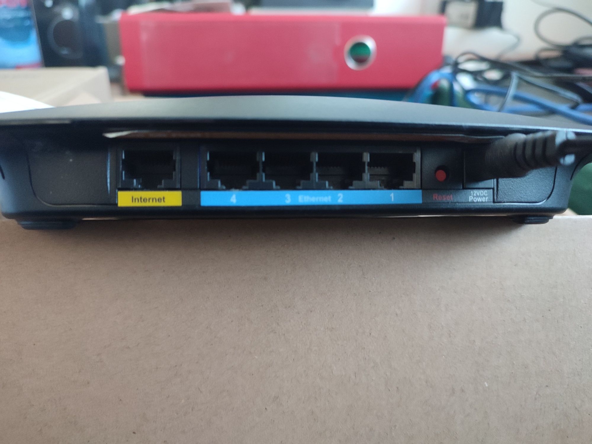 Router Cisco wrt120n