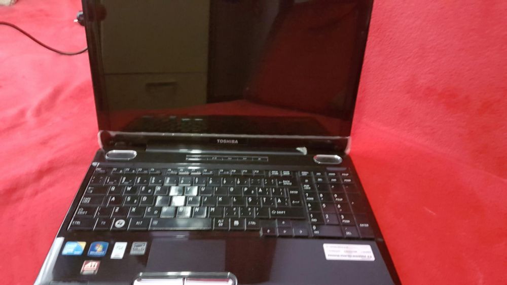 Laptop toshiba satellite 505-111