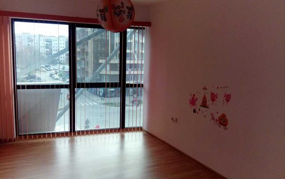 Дава се под наем Тристаен апартамент в Пловдив, Западен - 88 кв.м за 443.7 € - Снимка #3