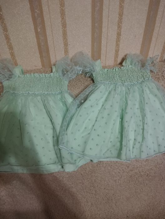 Продаю детские платья.