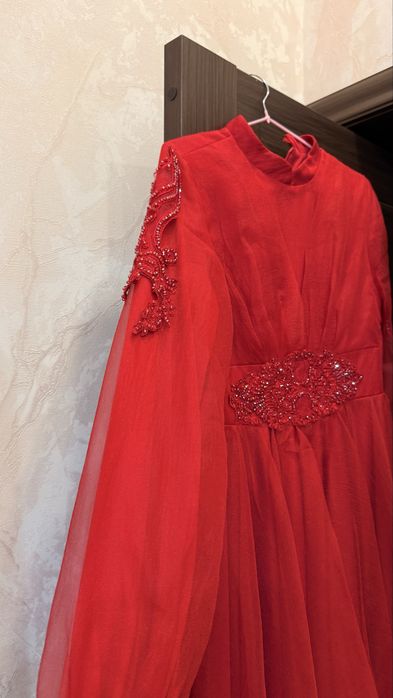 Вечернее платье  из органзы