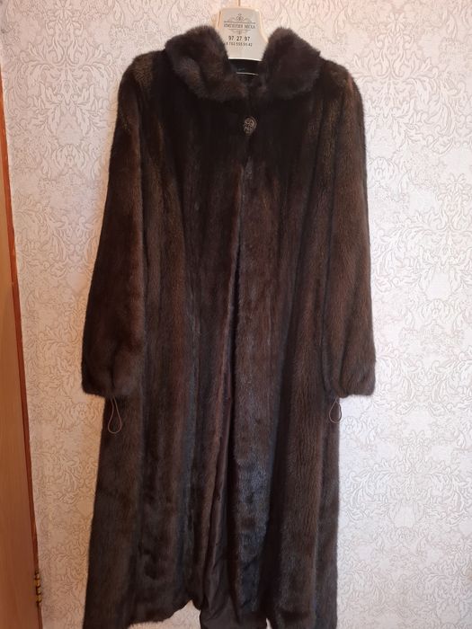 Норковая шуба б/у. 250000тг