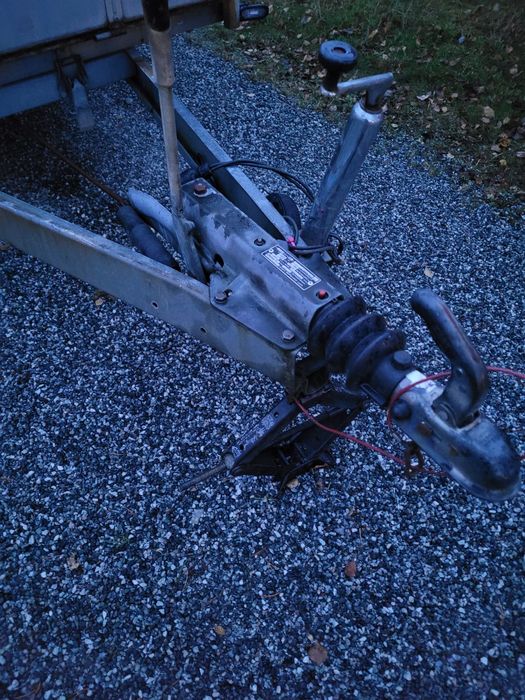 Remorca 1000kg/frana/nefolosita in Romania