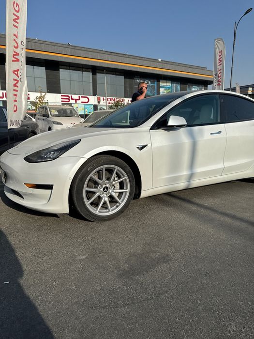 Tesla-3 dual motor 420 km с пробегом
