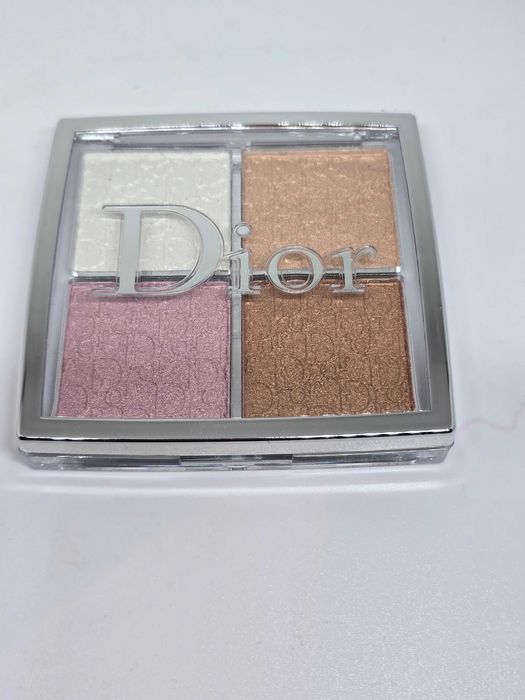 Разпродажба на нова и използвана козметика