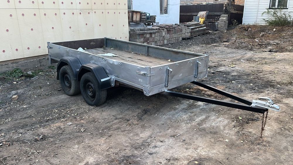 Прицеп двухмостовый