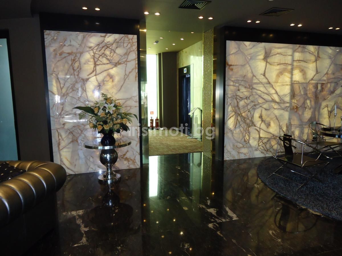 Продава се Четиристаен апартамент в София, Манастирски ливади - 241 кв.м за 2600 €/кв.м - Снимка #11