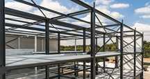 Hale pe structura metalica
