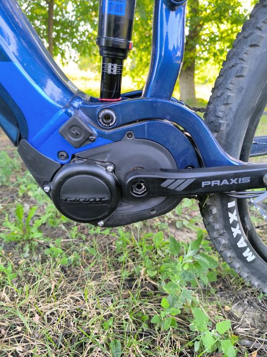 Bicicleta electrica full suspension Giant Stance E+1 Pro