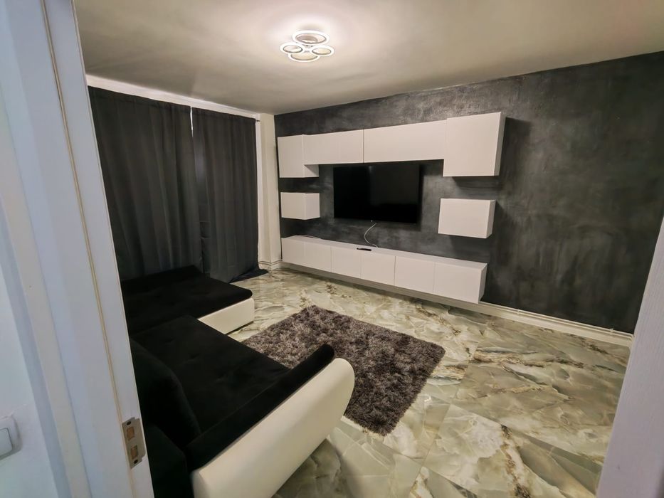 Închiriez garsoniera în regim hotelier