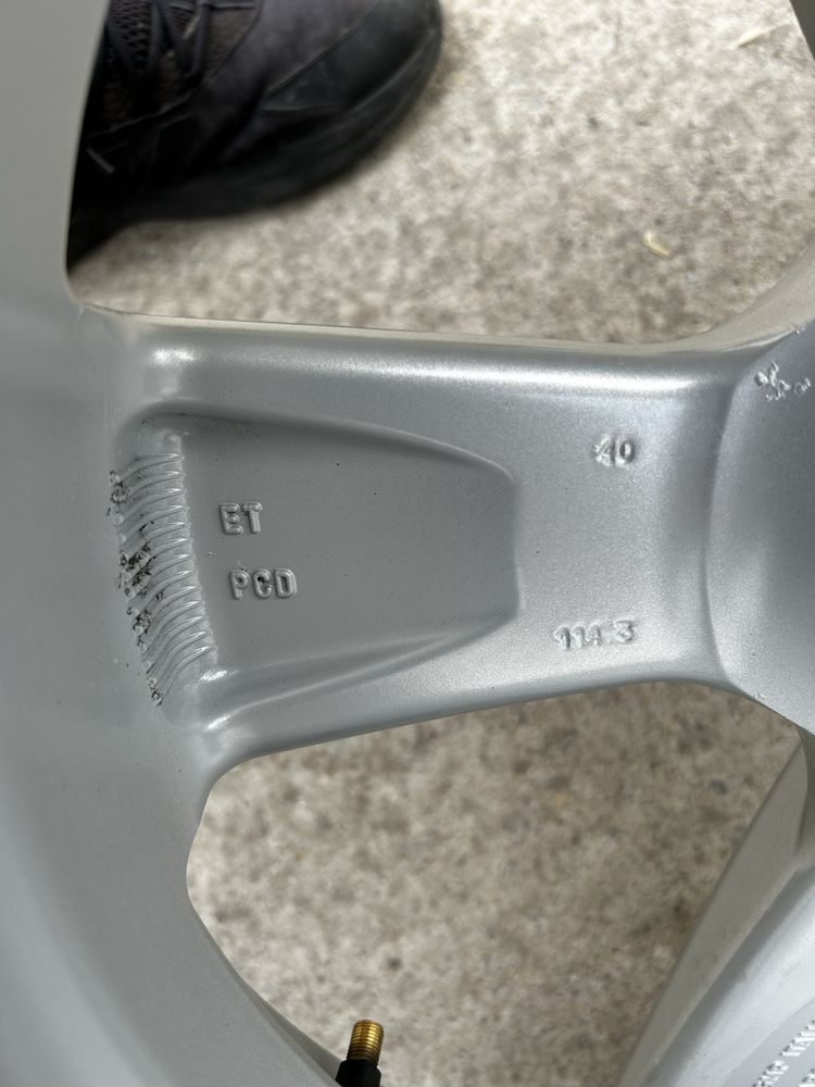 Джанти с гуми Mazda 5x114.3 18цола