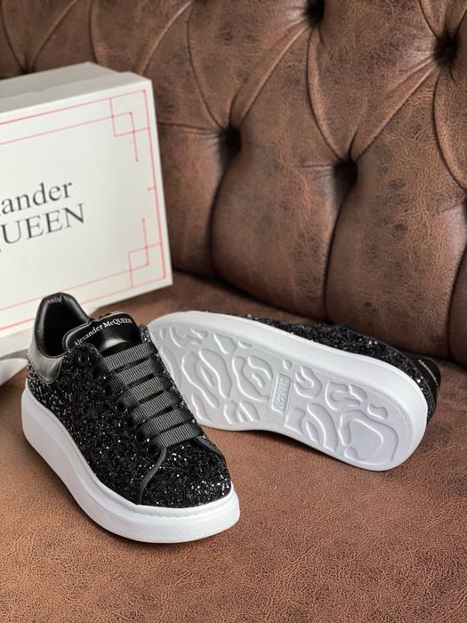 Adidasi Alexander Mcqueen noi !!! Marimi 36/40 !!!