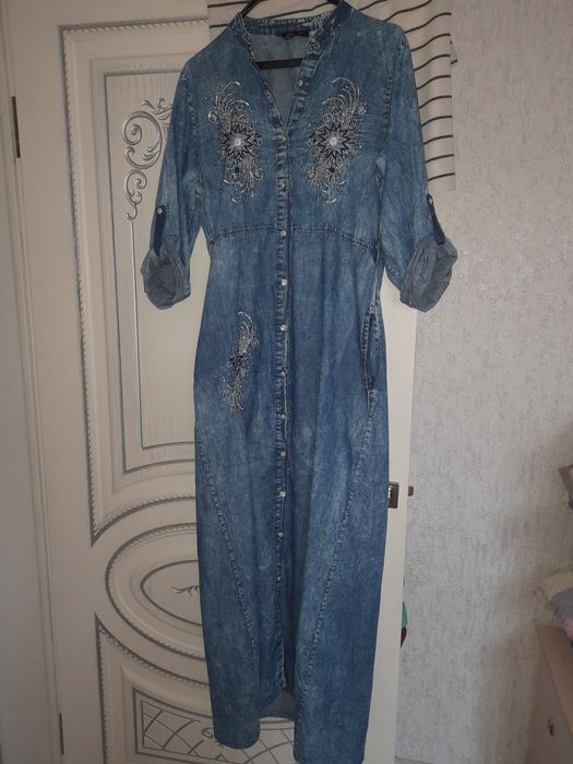 Продам женские платье и юбки