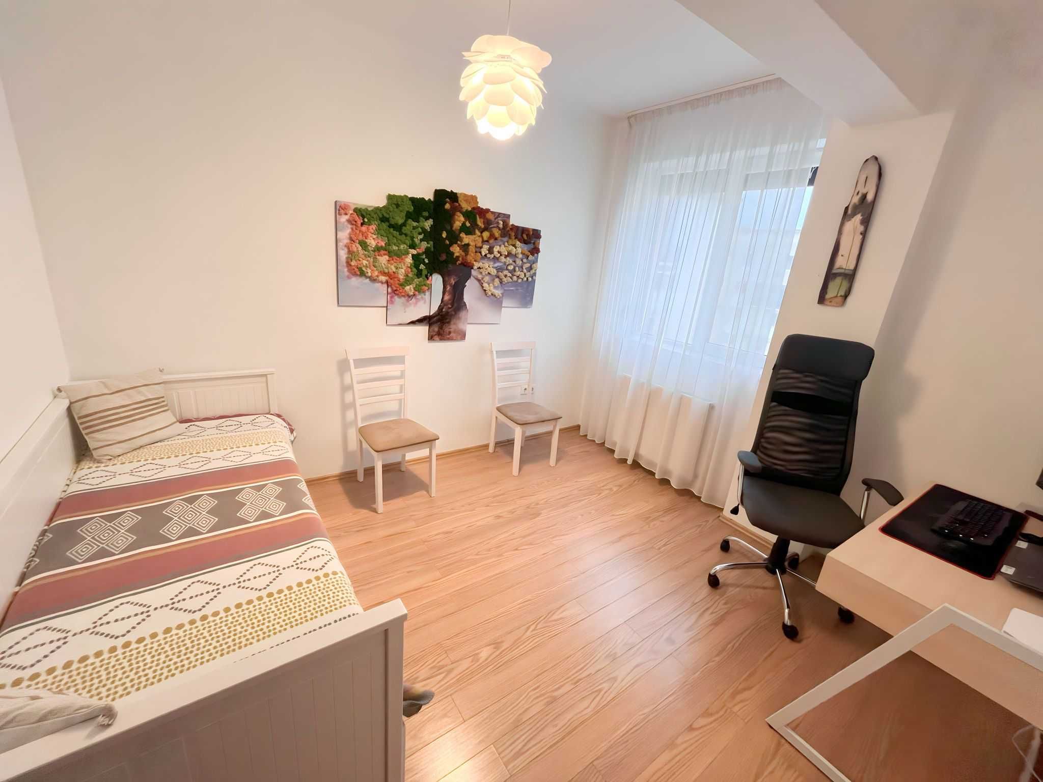 Apartament 3 camere, 77mp, balcon, 2 locuri parcare, pivnita Turnisor