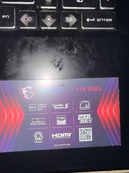 Vând laptop gaming MSI Sword 17