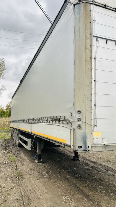 Vand semiremorca Schmitz sasiu gros , tip prelata cu obloane