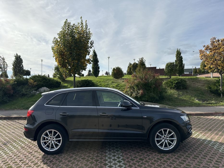 AUDI Q5-Quattro-S-LINE an 2016/ 2.0Tdi-190cp/ AUTOMAT/FULL/ INTACT!