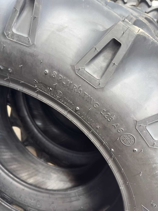 Anvelope 12.4-28 Gri noi cu 8 pliuri pentru tractor u445