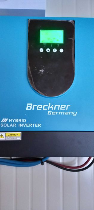 Invertor Breckner 3,2 kw si acumulatori cu gel  12 V /200A super preț